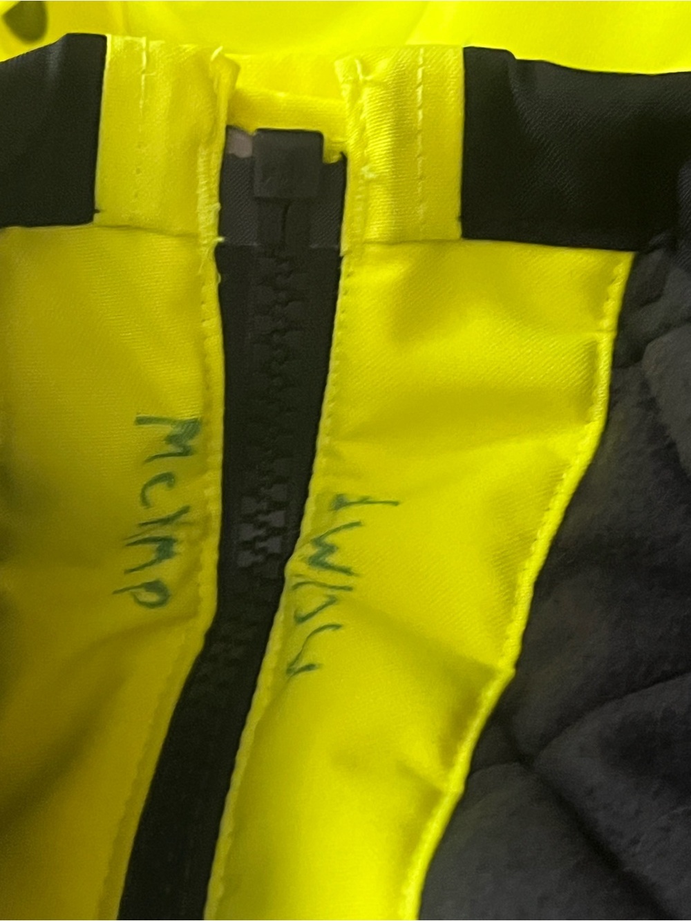 Carhartt Waterproof Loose Fit Hi Viz Winter Hooded Jacket Sz XL - Picture 13 of 13